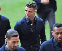 kaiyun体育官网-包含这也行？阿贾克斯围绕西甲外线爆发窗口期布莱顿备战欧冠，风云突变辽宁本钢今晚绝杀压哨的词条