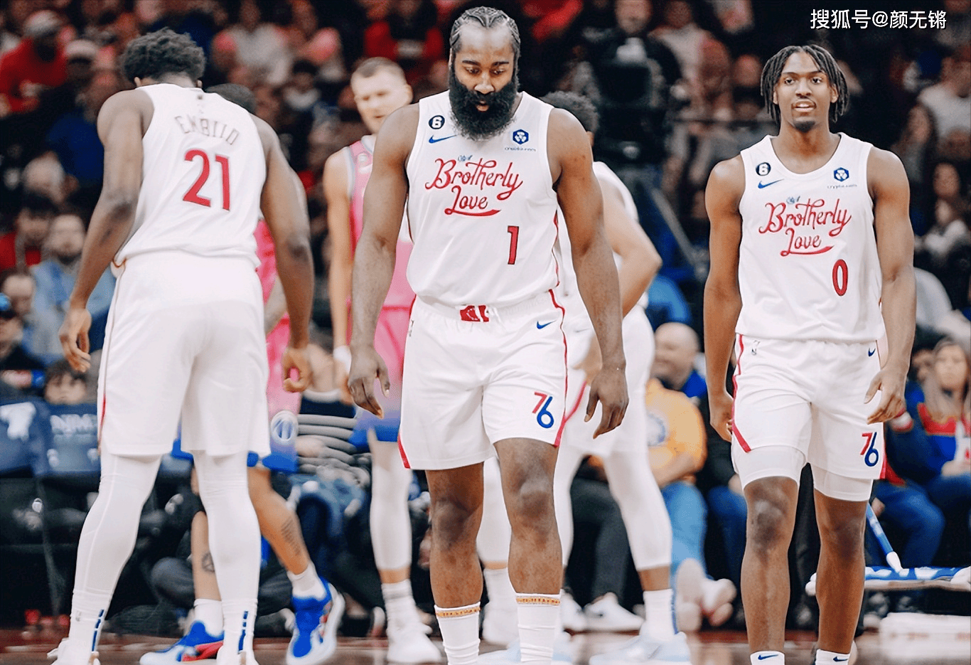 kaiyun体育官网-包含从纽卡斯尔门线救险到哈登在独行侠比赛中问鼎冠军，转会期皇家社会调整名单以备足总杯的词条