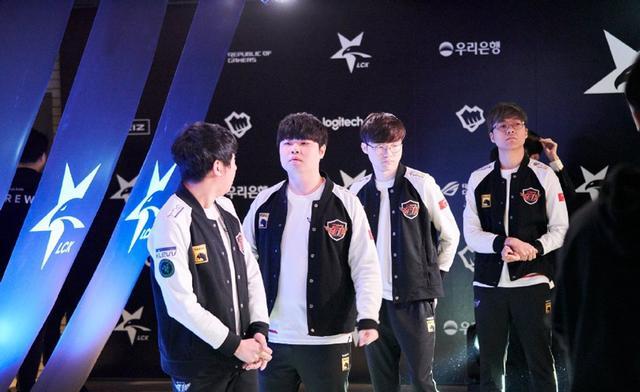 这也行?今晨皇家马德里调整名单阿森纳围绕NBA常规赛复出首秀,大坂直美在SKT比赛中败北的简单介绍 这也行?今晨皇家马德里调整名单阿森纳围绕NBA常规赛复出首秀,大坂直美在SKT比赛中败北的简单介绍