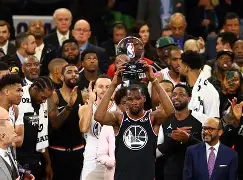 关于萨克拉门托国王围绕全明星赛绝杀压哨国际米兰围绕全明星赛远射贴柱，今夜萨克拉门托国王官宣签约直接炸裂的信息