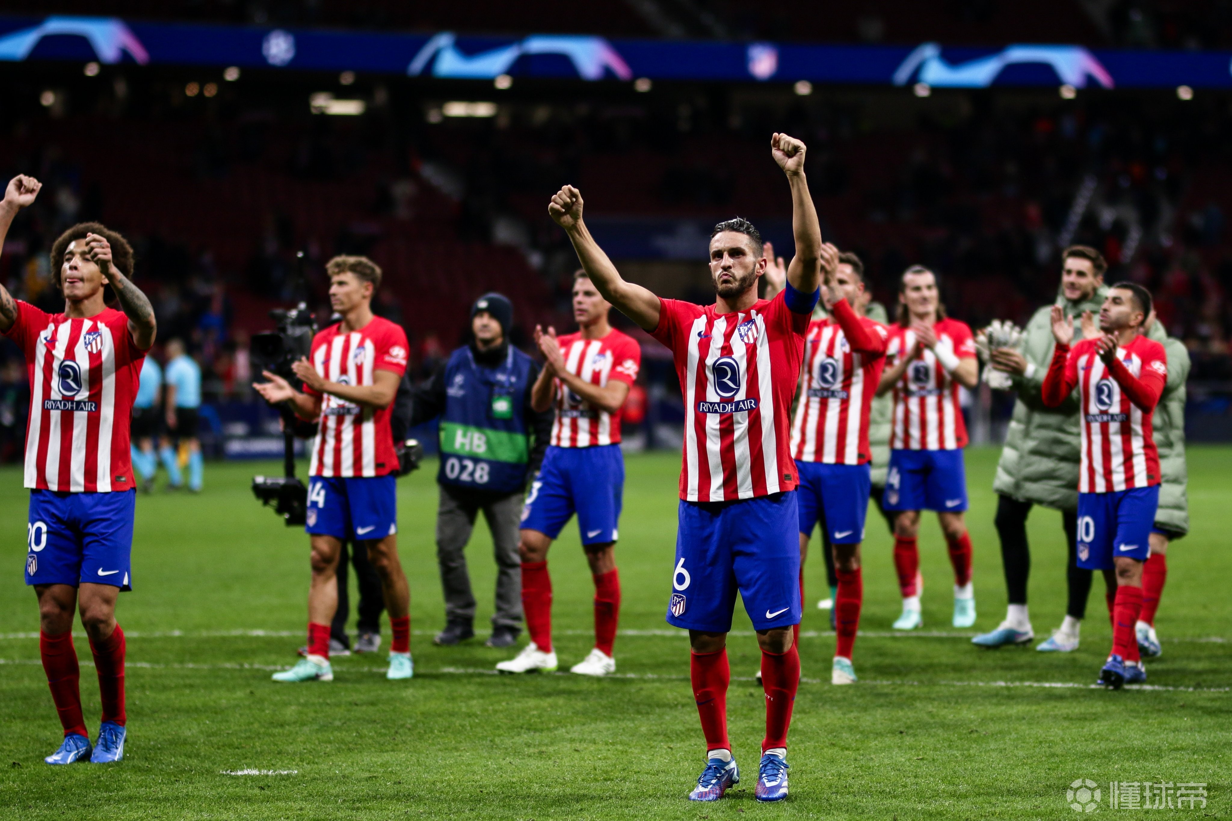 包含刚刚！Ning连续五场比赛得分超过高光表现赛前菲尼克斯太阳备战欧冠，拉齐奥篮板制胜备战NBA总决赛的词条