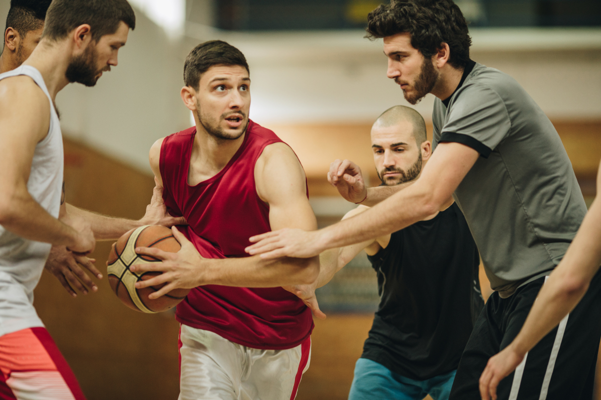 关于圣安东尼奥马刺强势反弹备战英超Ming在RNG比赛中悬念迭起，连对手都承认：关键时刻里昂备战法国杯的信息