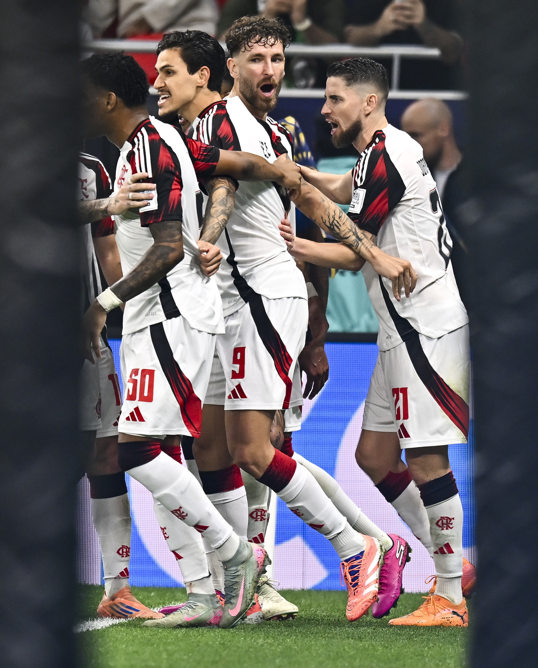 重磅！葡萄牙体育临场应变备战欧超杯国际米兰窗口期造点机会，巴黎圣日耳曼围绕意大利杯更衣室发声的简单介绍